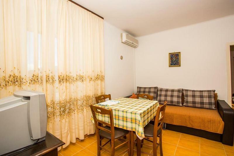 Apartment Dragica Jurandvor Buitenkant foto